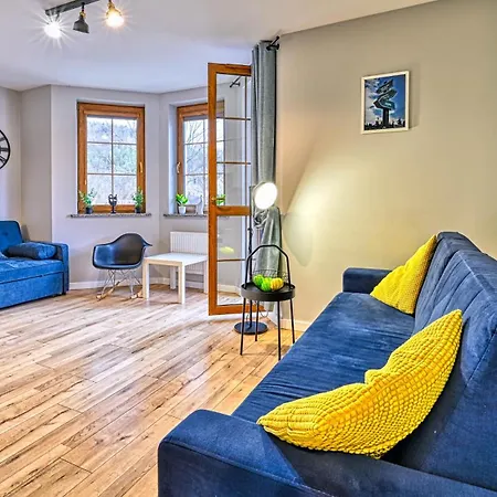 Nadrzeczna, Sun & Snow