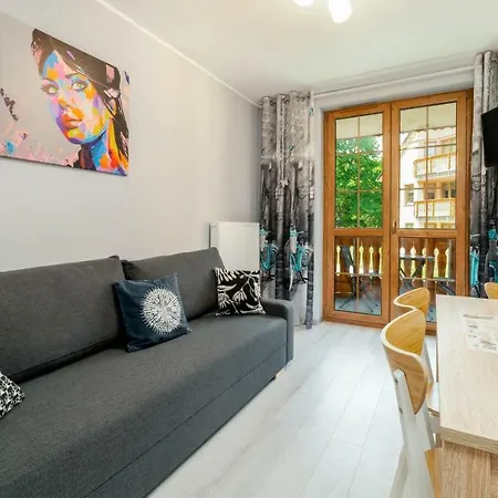 Nadrzeczna, Sun & Snow *